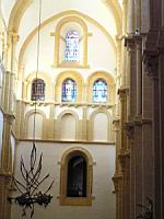 Paray-le-Monial - Basilique du Sacre-Coeur - Mur interieur de la facade